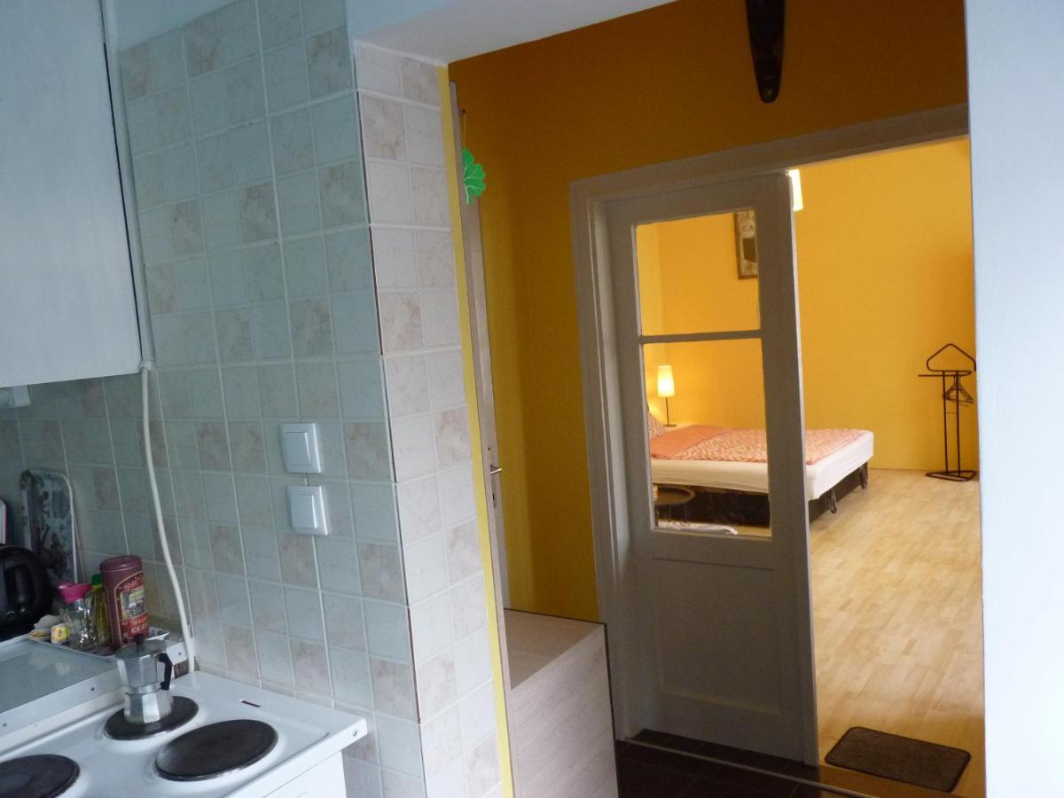 Zizi Apartman Debrecen Exterior foto