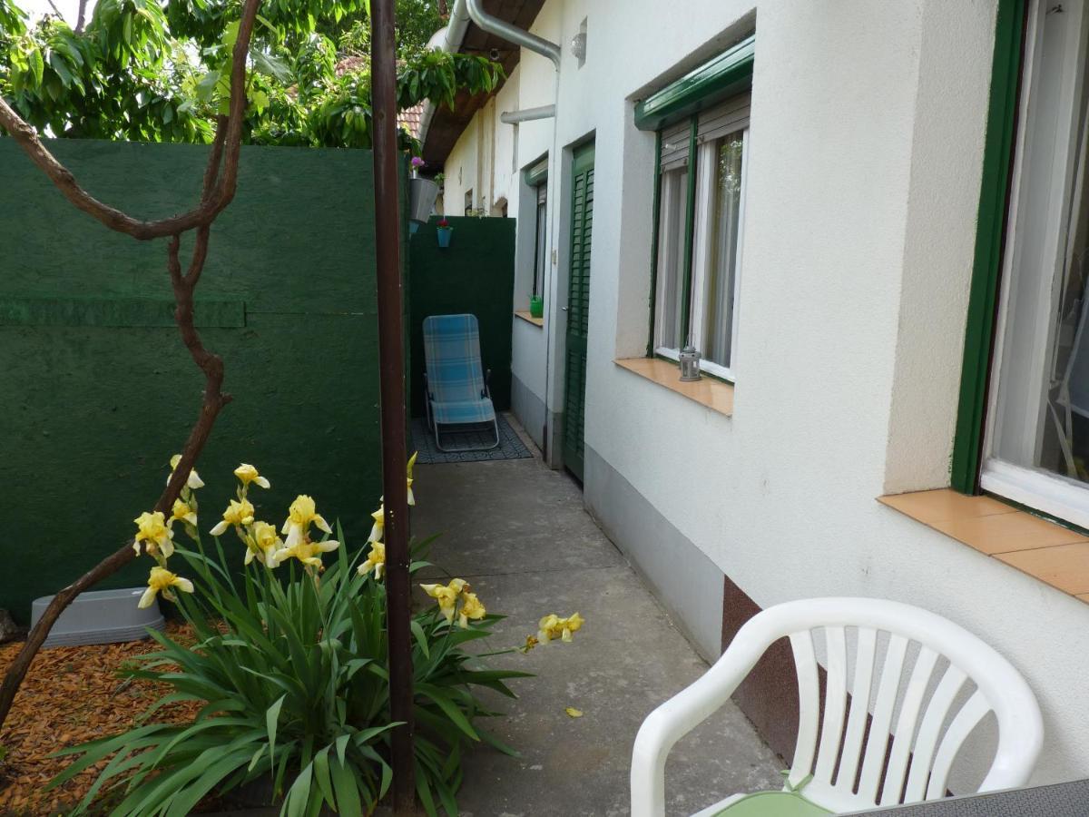 Zizi Apartman Debrecen Exterior foto